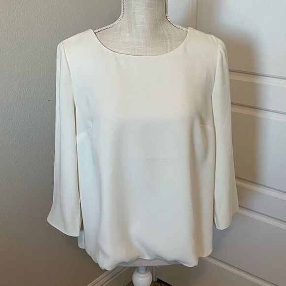 Talbots White Scalloped Back Top Size Small - Picture 1 of 7